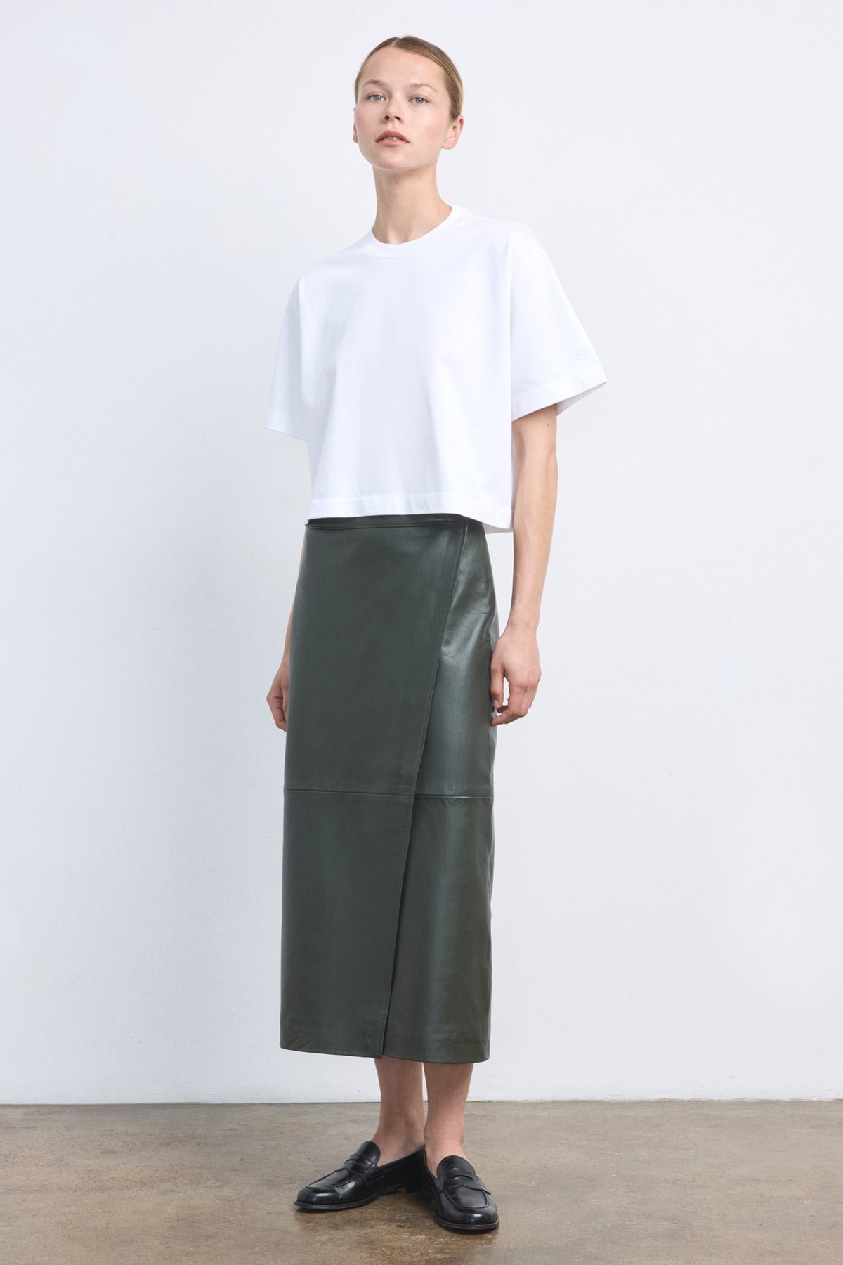 The Este Leather Skirt