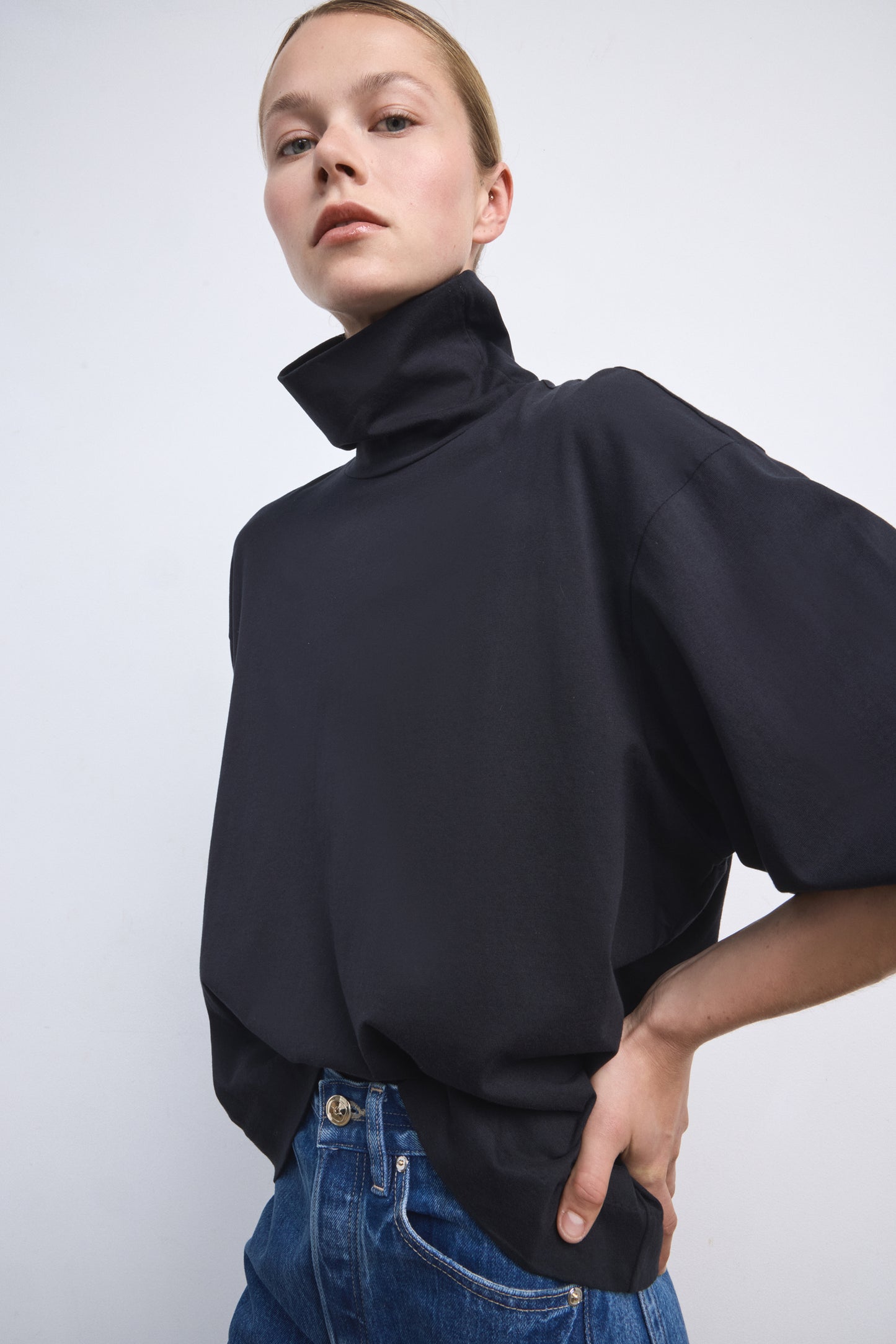 The Honne Turtleneck