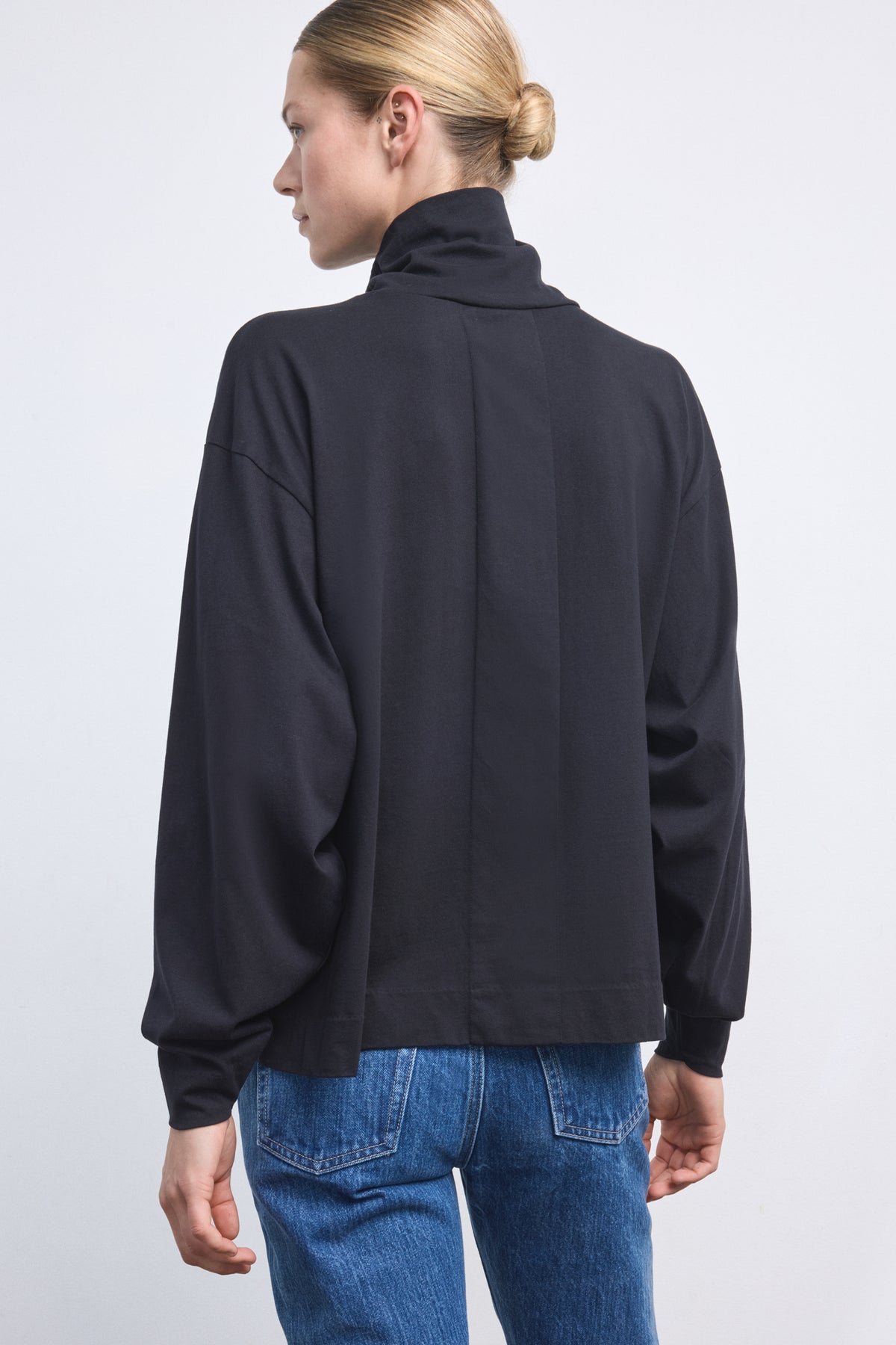 The Honne Turtleneck