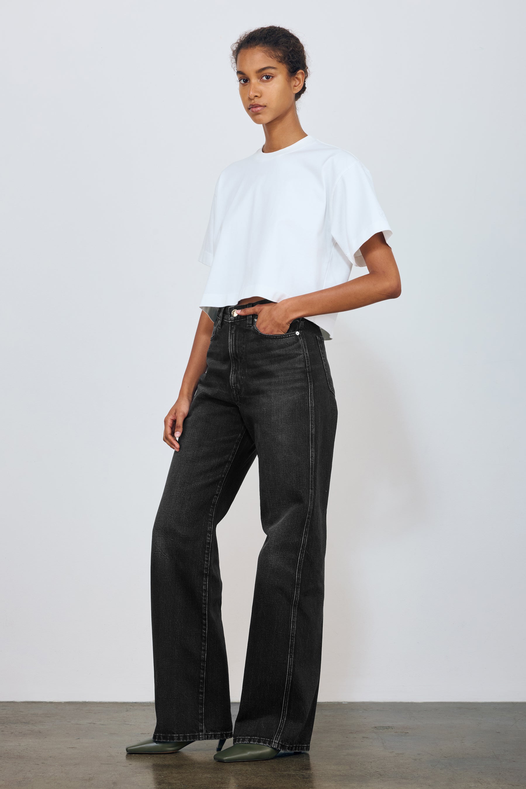 The Quinn Straight Leg Jean in Black Japanese Denim