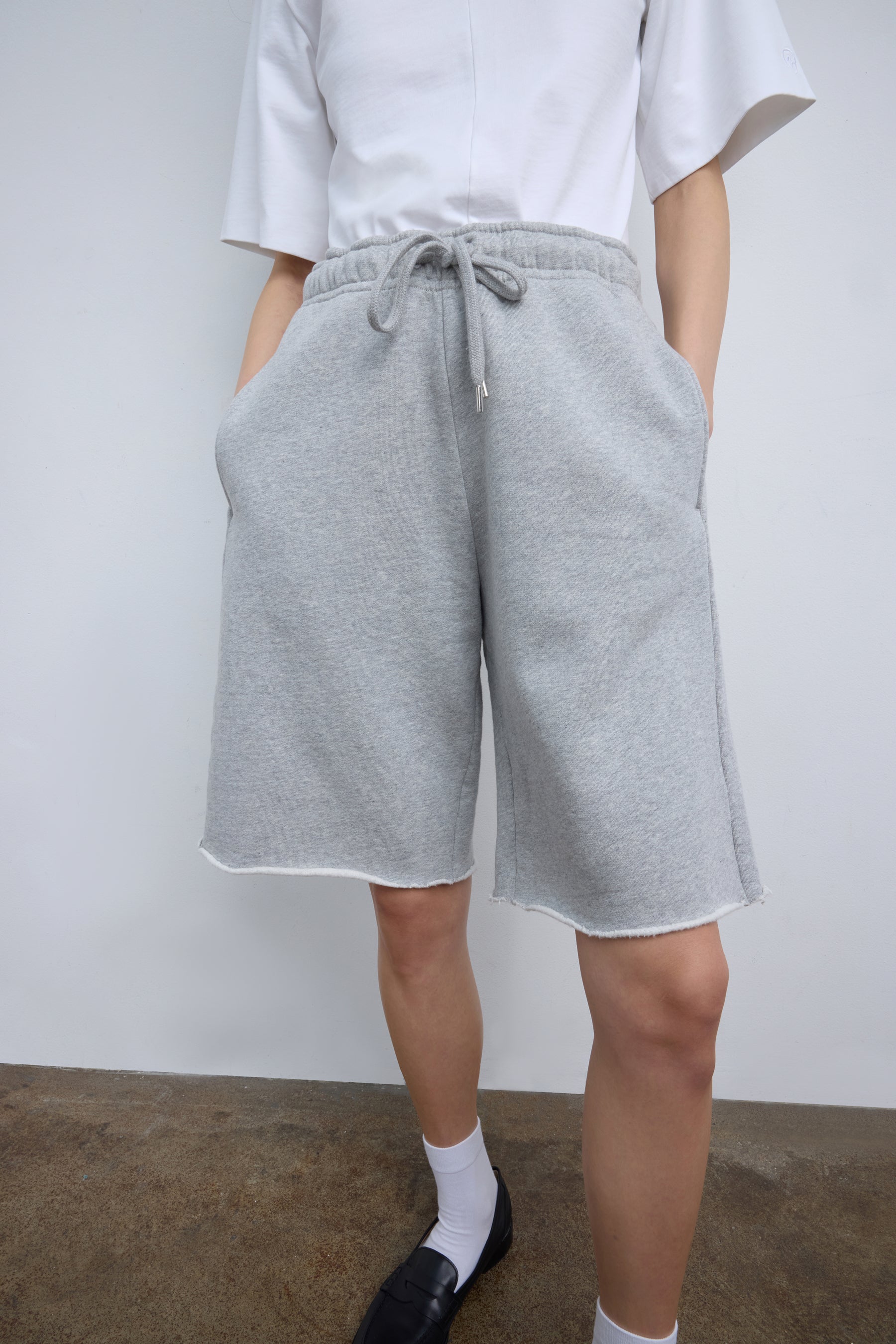 The Skye Fleece Short in Heather Grey Organic Cotton – RÙADH