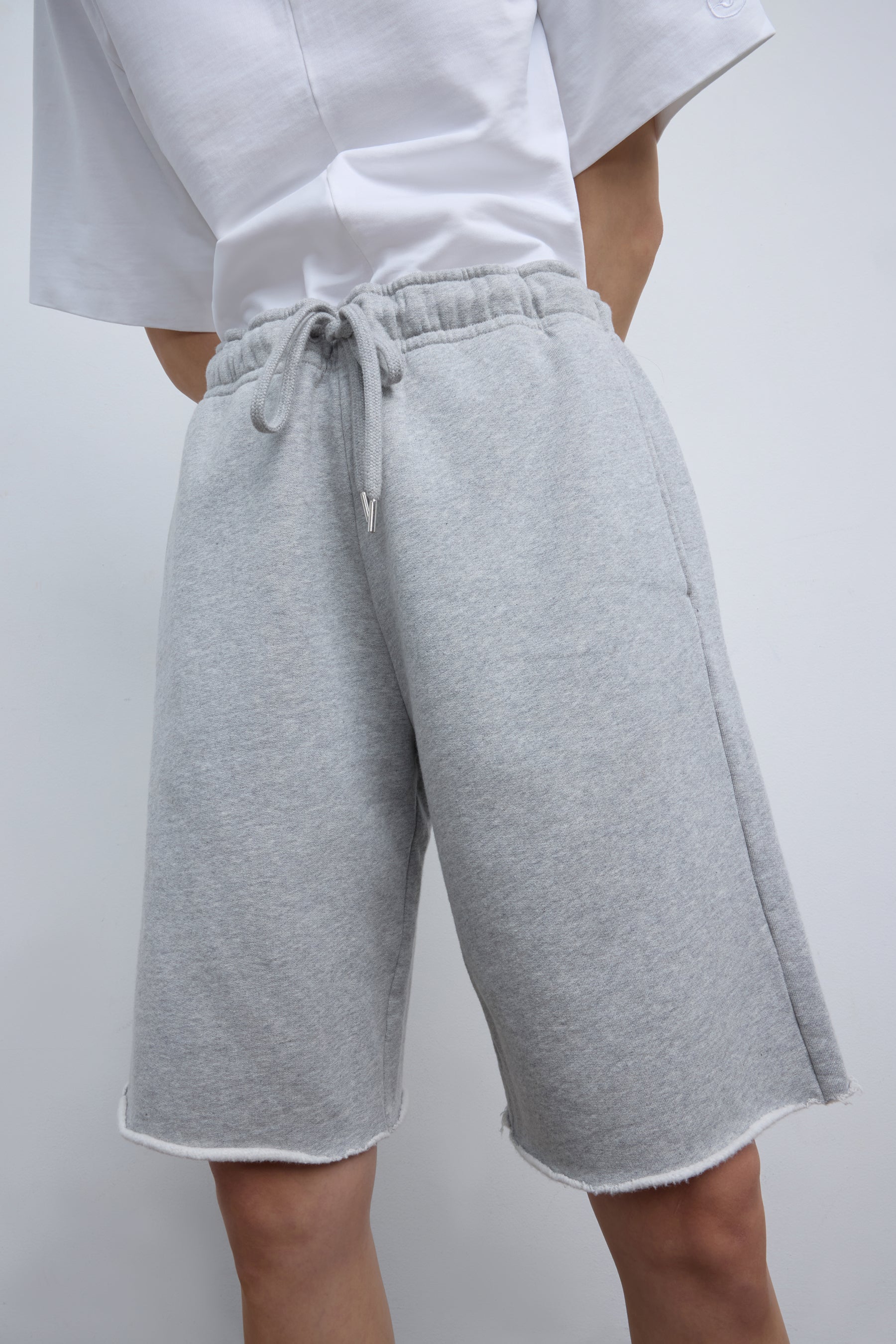 The Skye Fleece Short in Heather Grey Organic Cotton – RÙADH